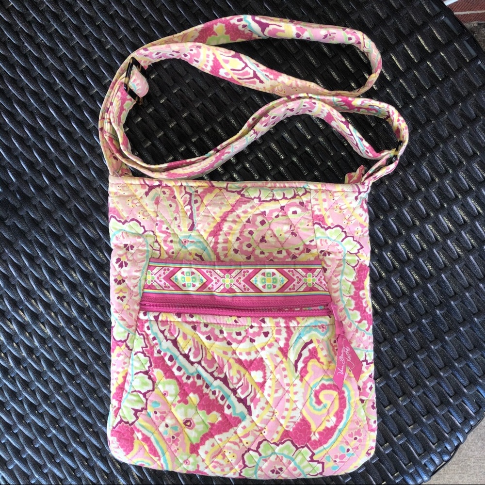 VERA BRADLEY CROSSBODY